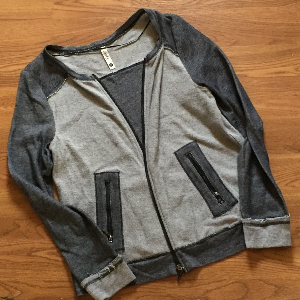 Blue zip up jacket • Kensie pieces